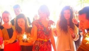 lorde__taylor_swift_birthday_party_E1