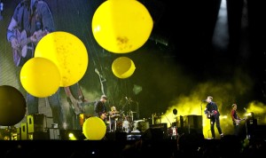 Coldplay Yellow balloons