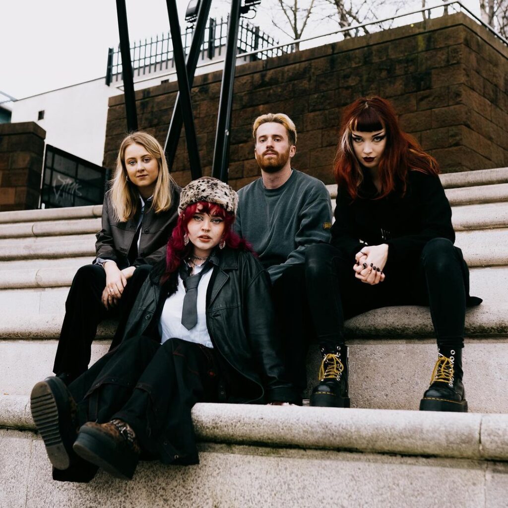 VIDEO INTERVIEW Crawlers Talk Viral Success of On Over", Kurt